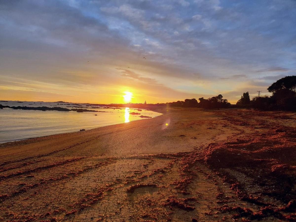 Goat Island Bungalow Ulverstone Buitenkant foto